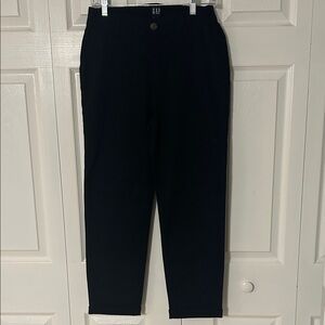 GAP women’s black Chinos size 8